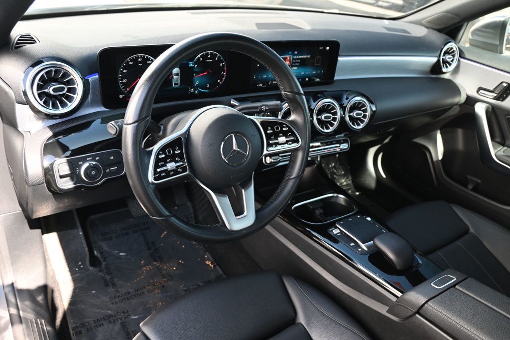 2021 Mercedes Benz A 220 photo 4