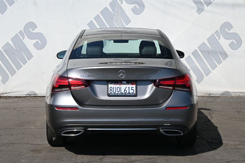 2021 Mercedes Benz A 220 photo 3