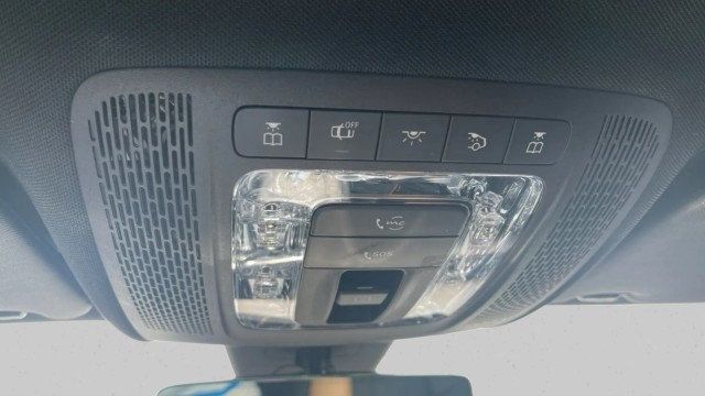 2021 Mercedes-Benz A-Class A 220 Sedan - 23048418 - 23