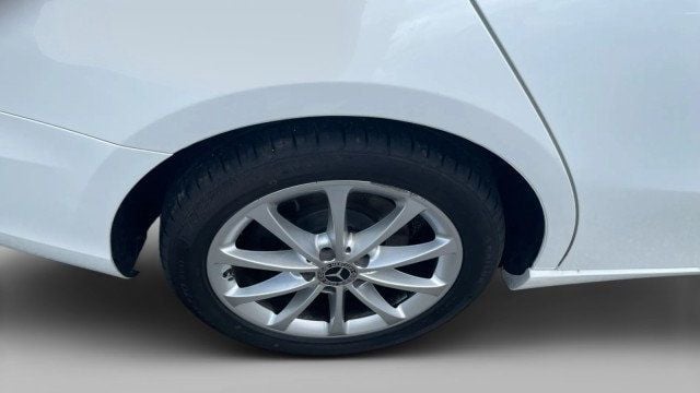 2021 Mercedes-Benz A-Class A 220 Sedan - 23048418 - 4