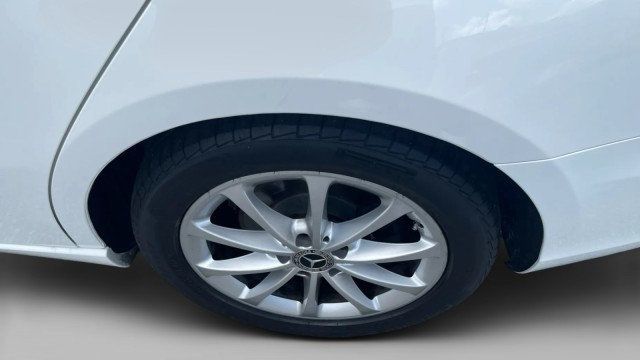 2021 Mercedes-Benz A-Class A 220 Sedan - 23048418 - 5