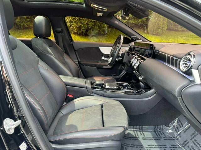 2021 Mercedes-Benz A-Class AMG A 35 4MATIC Sedan - 23065031 - 22