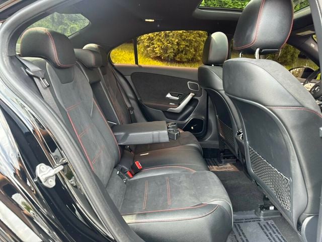 2021 Mercedes-Benz A-Class AMG A 35 4MATIC Sedan - 23065031 - 26