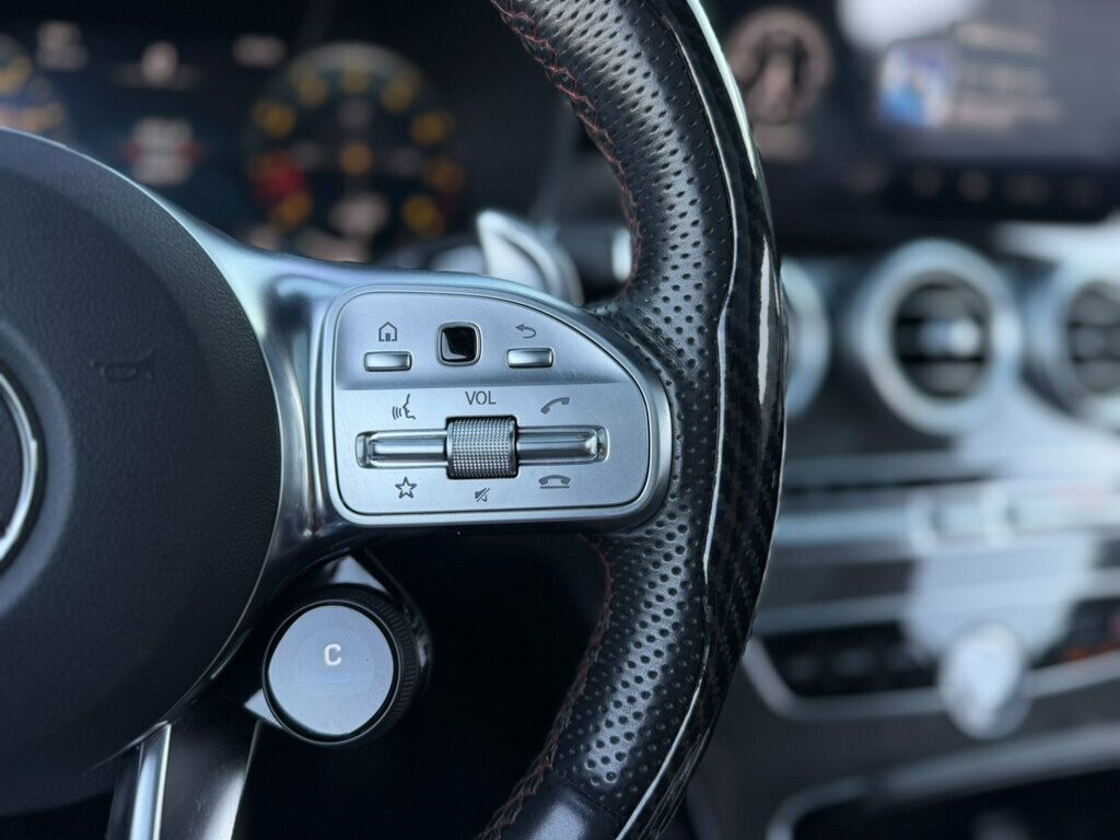 Mercedes-Benz AMG C 43 photo 12