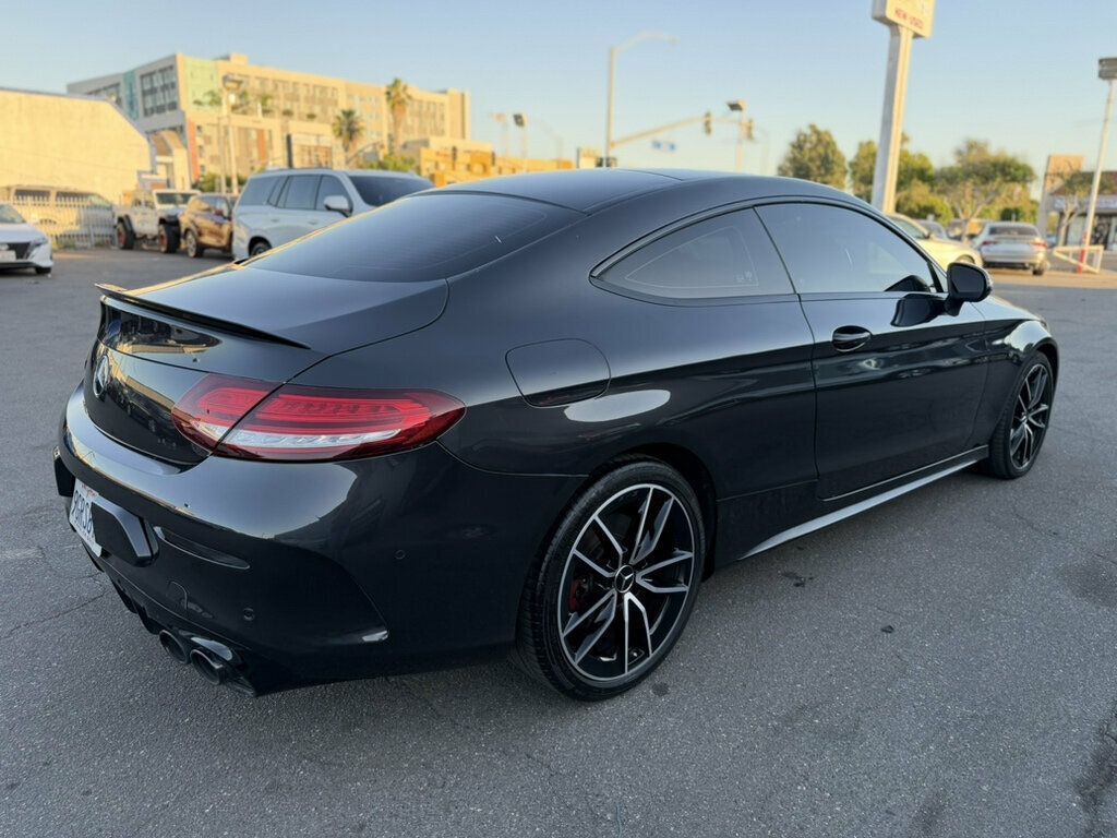 Mercedes-Benz AMG C 43 photo 4