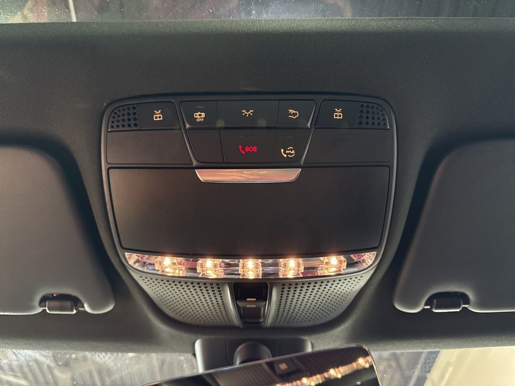 2021 Mercedes-Benz C-Class C 300 4MATIC Sedan - 23016386 - 24