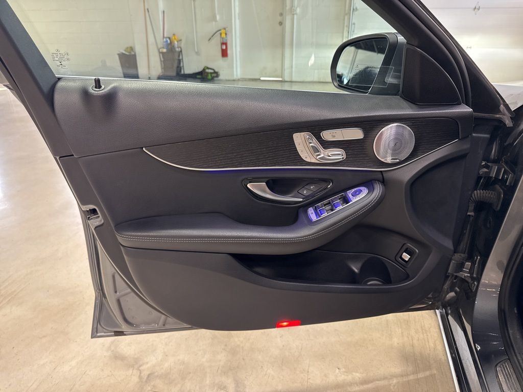 2021 Mercedes-Benz C-Class C 300 4MATIC Sedan - 23016386 - 32