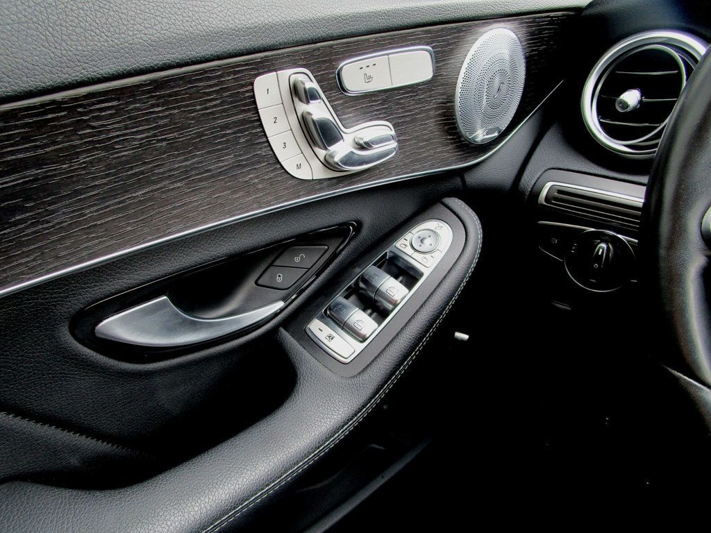 2021 Mercedes-Benz C-Class C 300 4MATIC Sedan - 23030637 - 31
