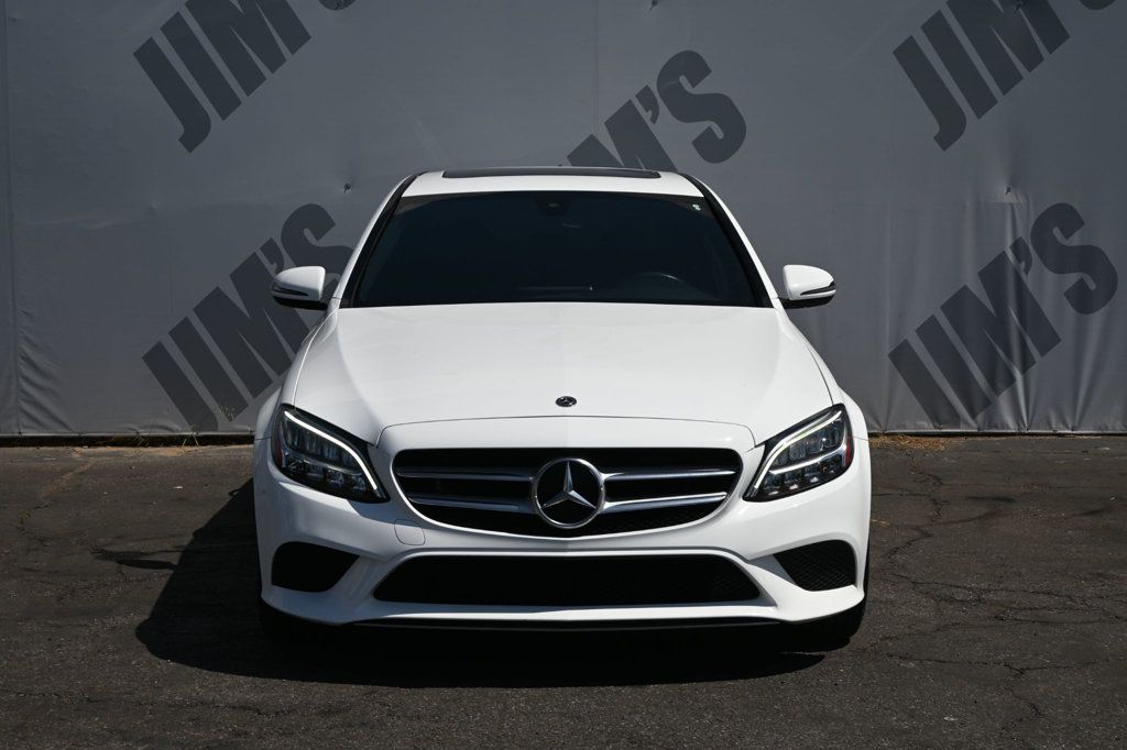 Mercedes-Benz C300 photo 2