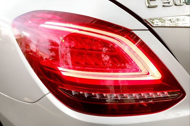 2021 Mercedes-Benz C-Class C 300 Sedan - 23015834 - 25