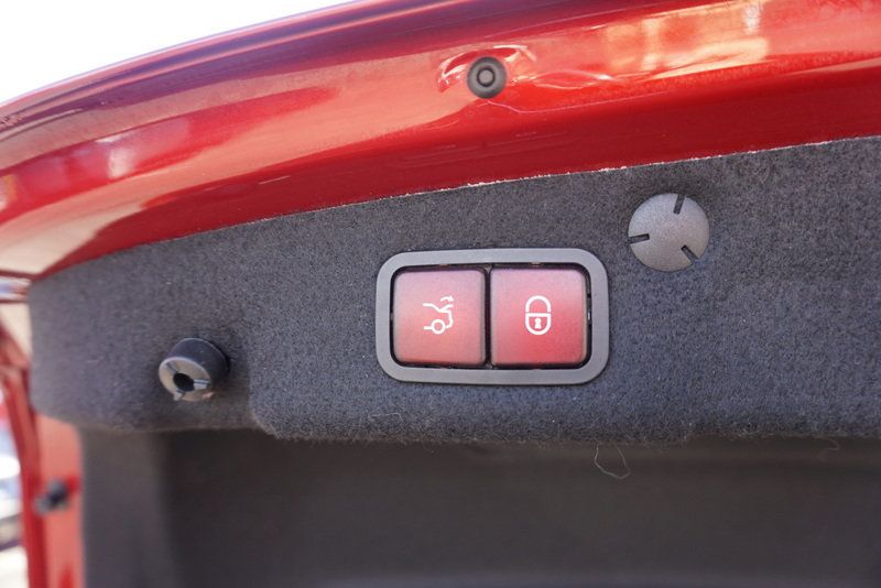 2021 Mercedes Benz C photo 13