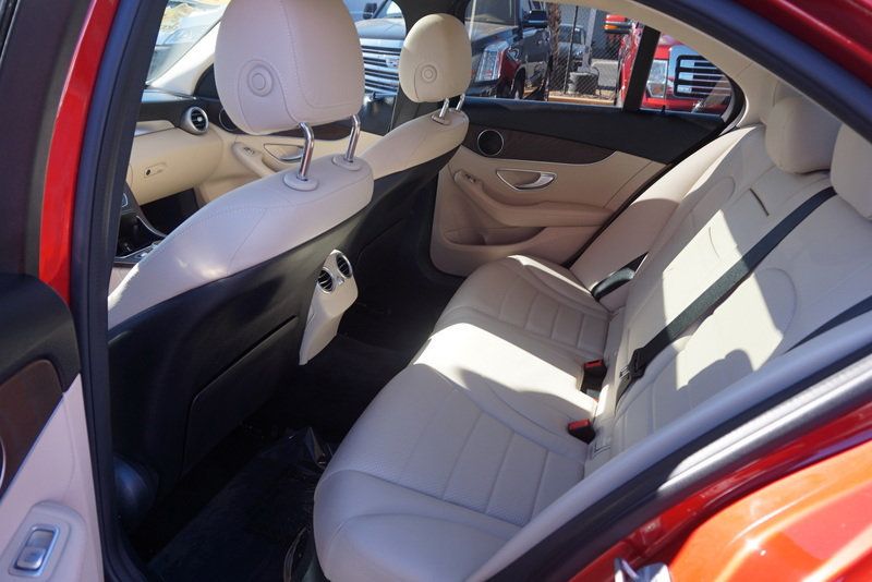 2021 Mercedes Benz C photo 21