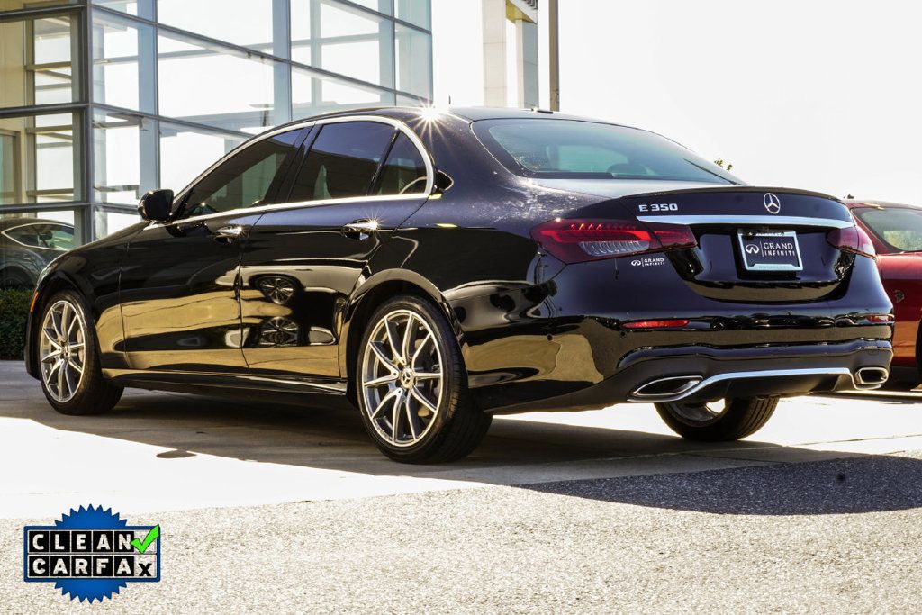 Mercedes-Benz E-Class photo 10