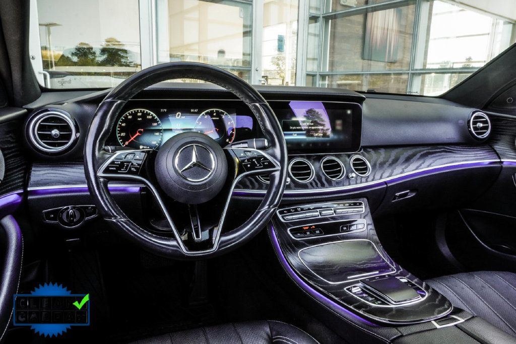 Mercedes-Benz E-Class photo 16