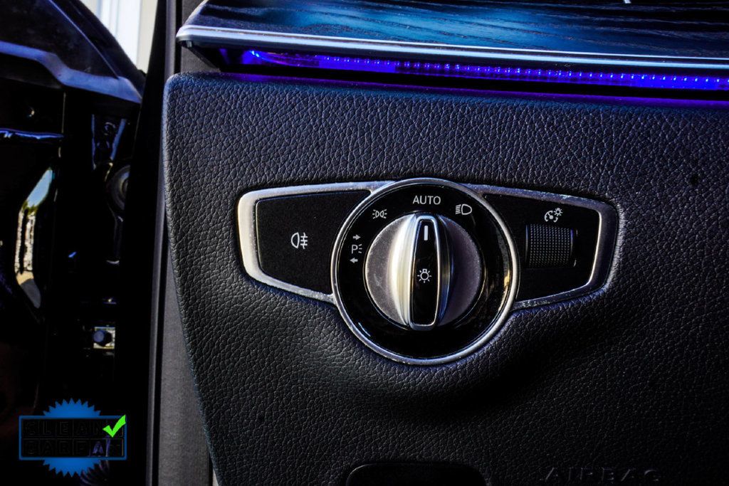 Mercedes-Benz E-Class photo 29