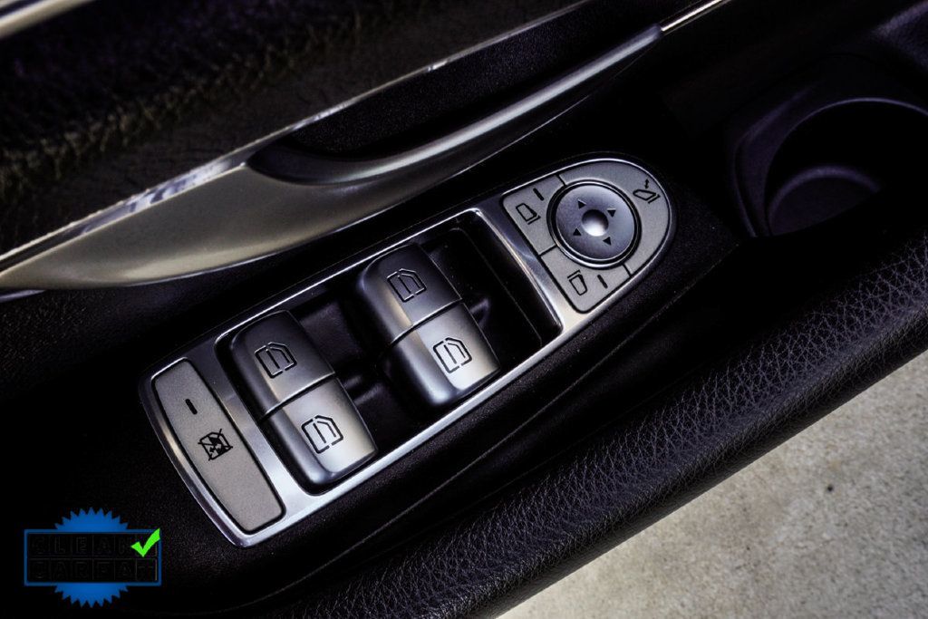 Mercedes-Benz E-Class photo 31