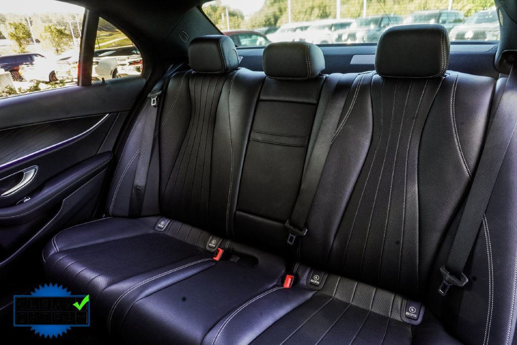 Mercedes-Benz E-Class photo 36