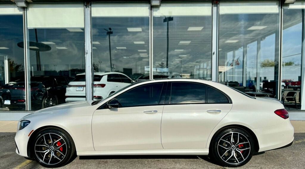 2021 Mercedes Benz E 450 4MATIC Sedan photo 2