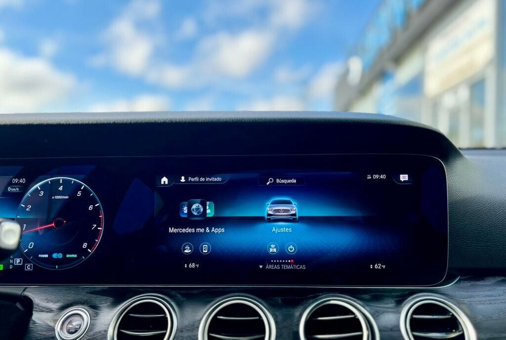 2021 Mercedes-Benz E-Class E 450 4MATIC Sedan - 22924227 - 24