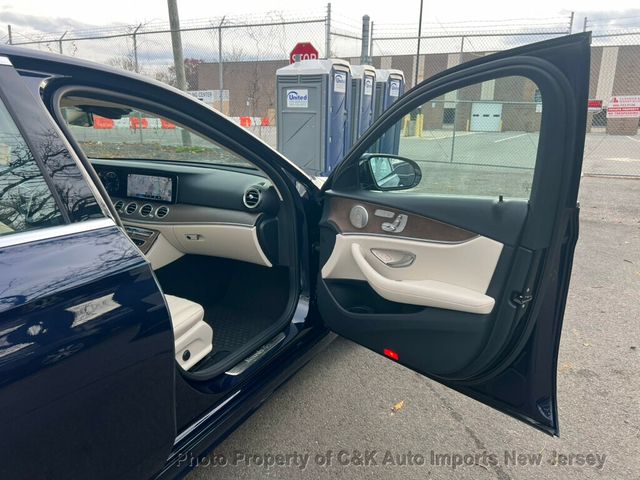 2021 Mercedes-Benz E-Class Premium Pkg, AIRMATIC, Panorama Sunroof, Inductive Charging - 22945996 - 37