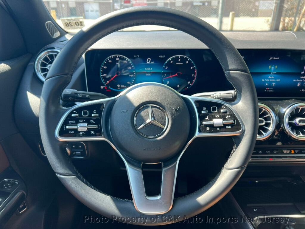 2021 Mercedes Benz GLA 250 4MATIC photo 21