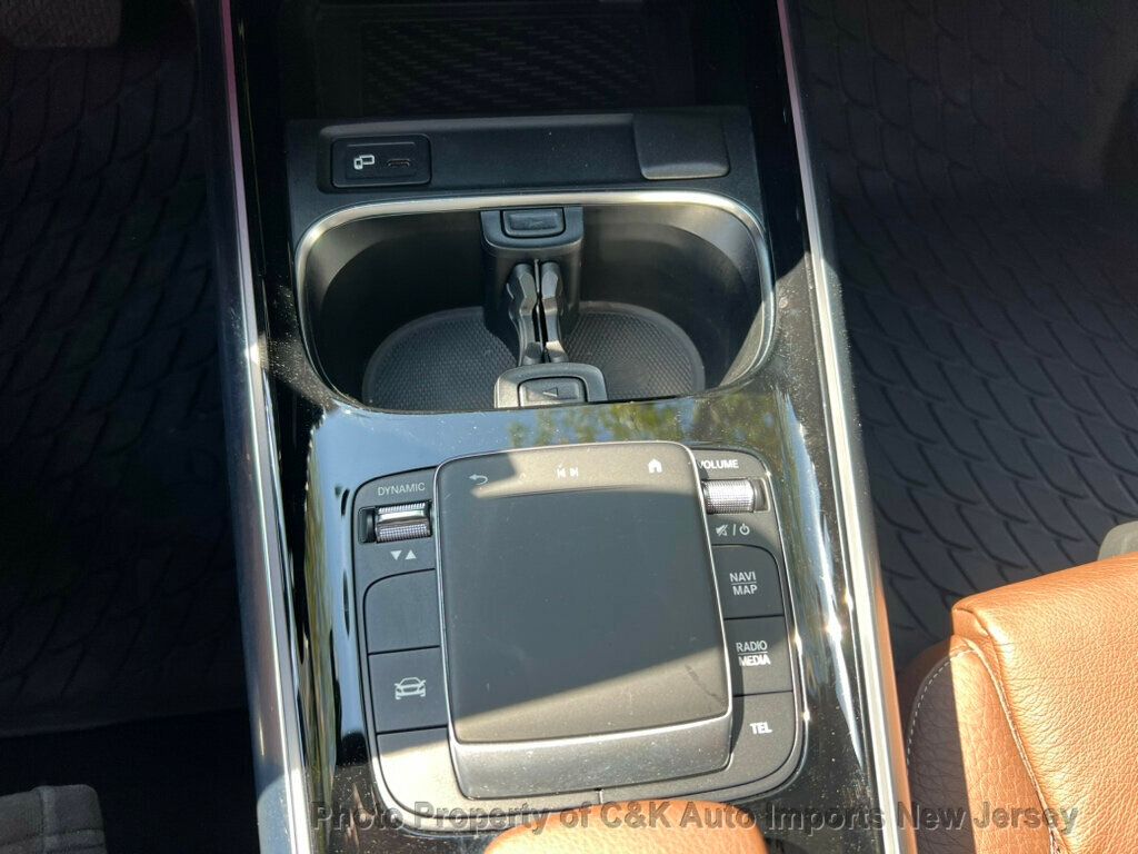 2021 Mercedes Benz GLA 250 4MATIC photo 28