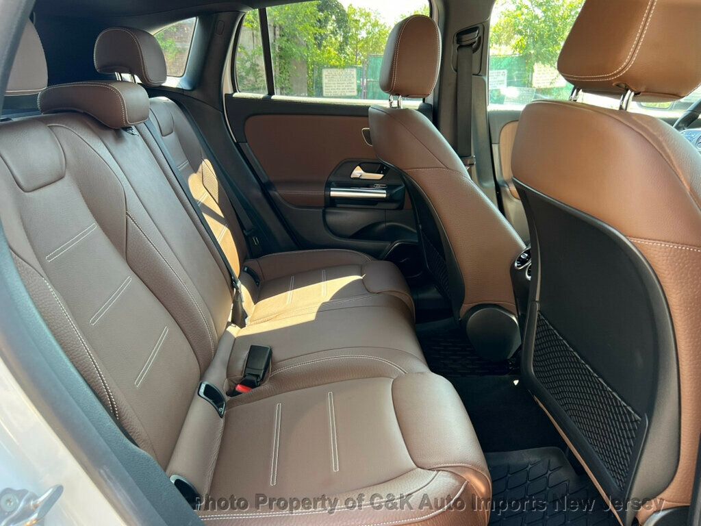 2021 Mercedes Benz GLA 250 4MATIC photo 38