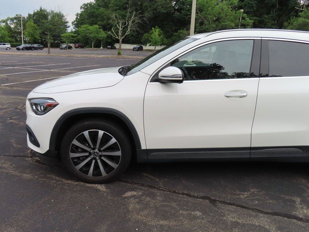 2021 Mercedes Benz GLA 250 4MATIC photo 13