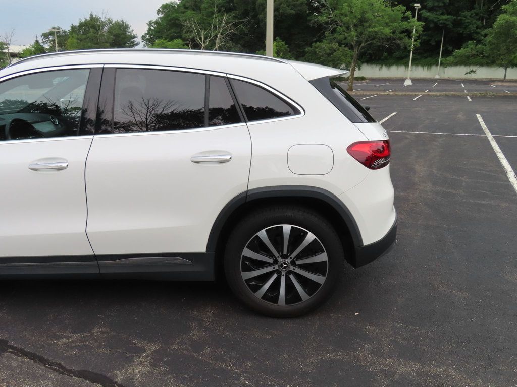 2021 Mercedes Benz GLA 250 4MATIC photo 14