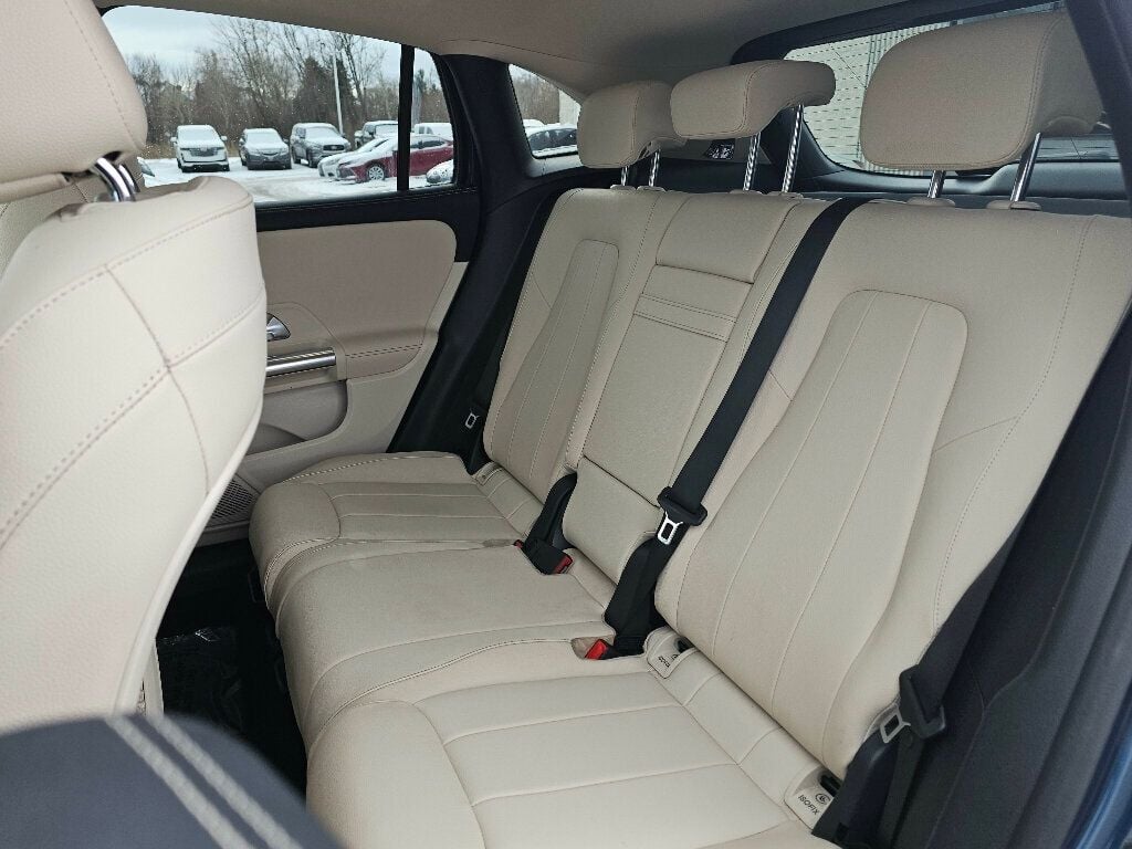 2021 Mercedes-Benz GLA GLA 250 4MATIC SUV - 22981624 - 14