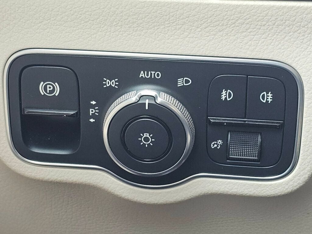 2021 Mercedes-Benz GLA GLA 250 4MATIC SUV - 22981624 - 35