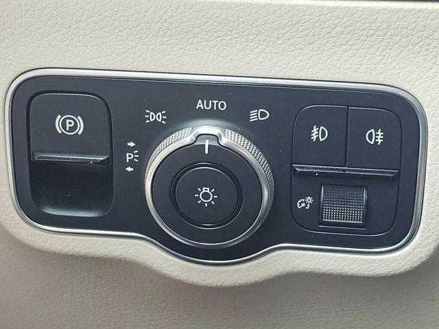 2021 Mercedes-Benz GLA GLA 250 4MATIC SUV - 22981624 - 35