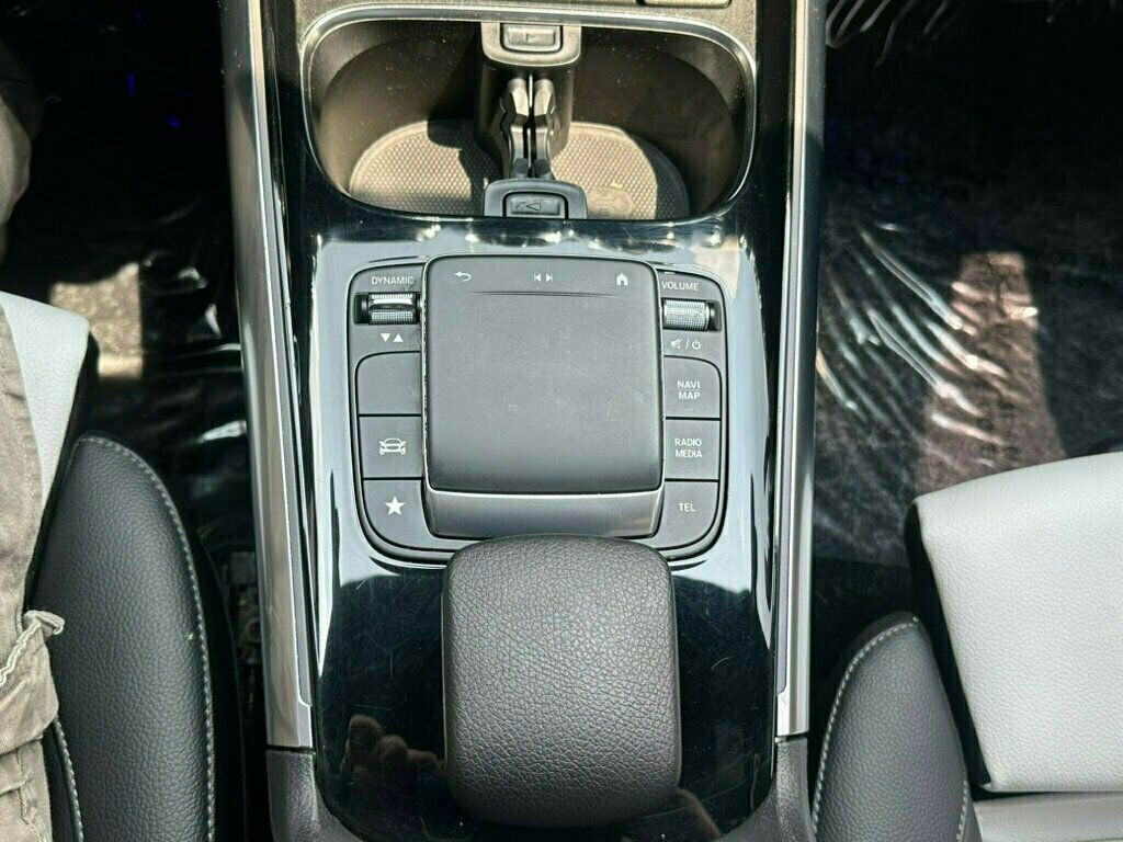 2021 Mercedes-Benz GLA GLA 250 4MATIC SUV - 23053252 - 22