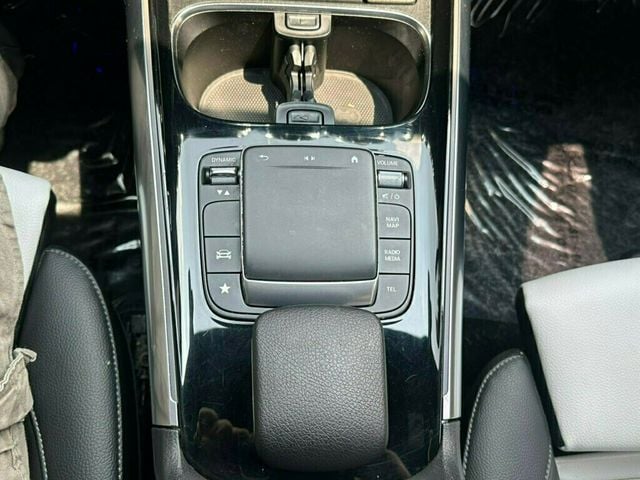 2021 Mercedes-Benz GLA GLA 250 4MATIC SUV - 23053252 - 22