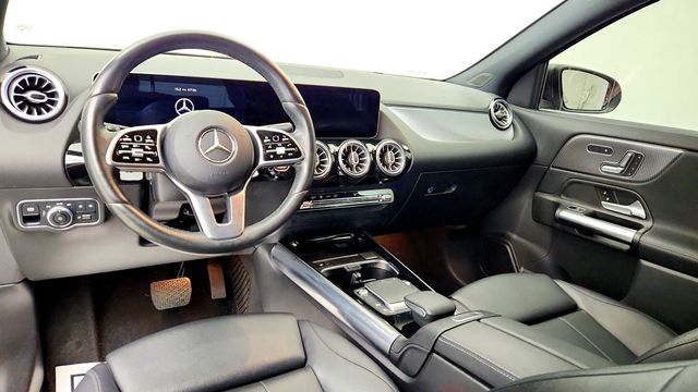 2021 Mercedes-Benz GLA GLA 250 4MATIC SUV w/ Premium Pkg & Heated Front Seats - 23088649 - 10
