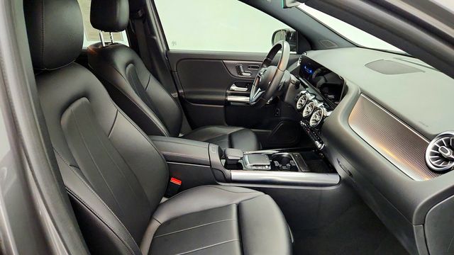 2021 Mercedes-Benz GLA GLA 250 4MATIC SUV w/ Premium Pkg & Heated Front Seats - 23088649 - 19