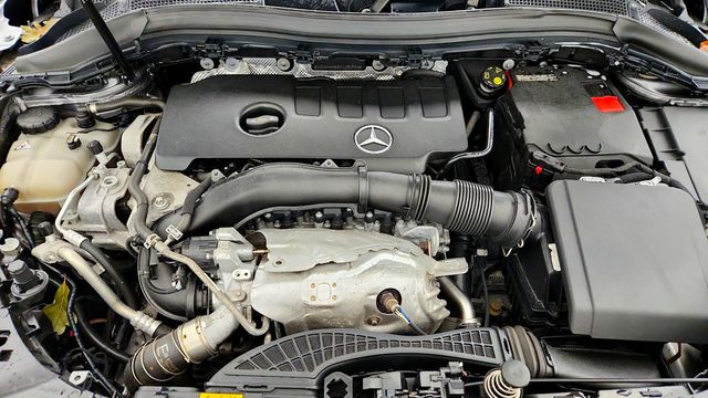 2021 Mercedes-Benz GLA GLA 250 4MATIC SUV w/ Premium Pkg & Heated Front Seats - 23088649 - 22