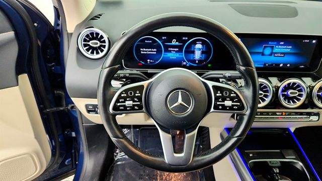 2021 Mercedes-Benz GLA GLA 250 4MATIC SUV w/ Premium Pkg, Panorama Roof & Heated Seats - 23027954 - 12