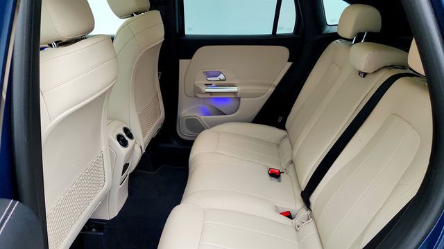 2021 Mercedes-Benz GLA GLA 250 4MATIC SUV w/ Premium Pkg, Panorama Roof & Heated Seats - 23027954 - 19