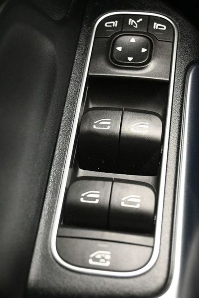 2021 Mercedes-Benz GLA GLA 250 SUV - 23059946 - 25