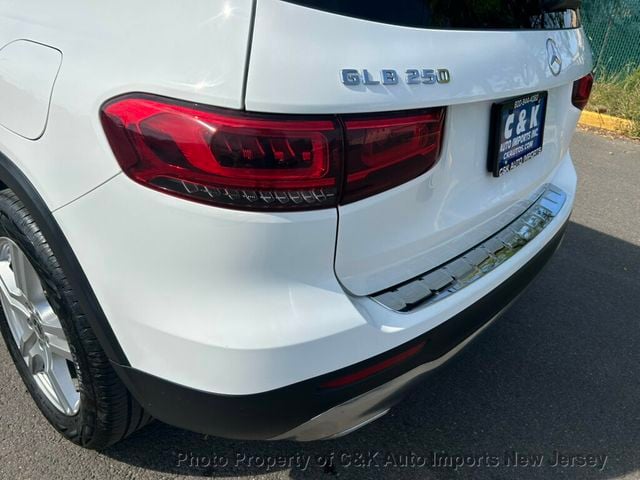 2021 Mercedes-Benz GLB 3-RD ROW SEAT! PREMIUM PKG! KEY-LESS GO! PANO ROOF! HTD STEERIG - 23089176 - 22
