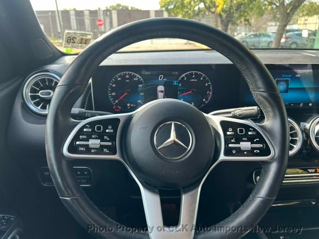 2021 Mercedes-Benz GLB 3-RD ROW SEAT! PREMIUM PKG! KEY-LESS GO! PANO ROOF! HTD STEERIG - 23089176 - 43