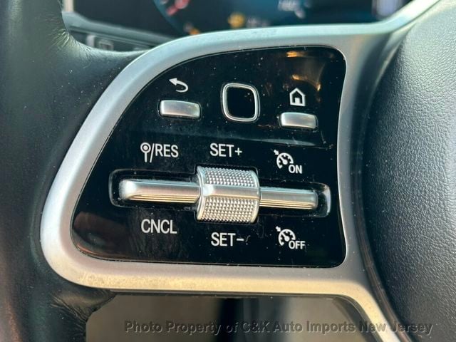 2021 Mercedes-Benz GLB 3-RD ROW SEAT! PREMIUM PKG! KEY-LESS GO! PANO ROOF! HTD STEERIG - 23089176 - 44