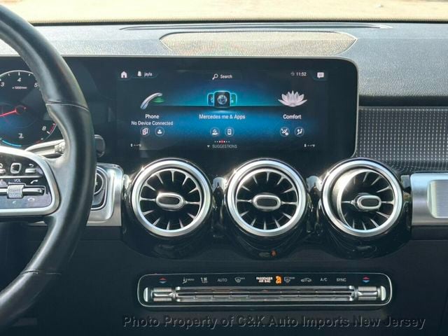 2021 Mercedes-Benz GLB 3-RD ROW SEAT! PREMIUM PKG! KEY-LESS GO! PANO ROOF! HTD STEERIG - 23089176 - 48