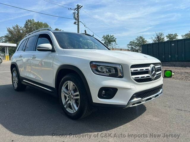 2021 Mercedes-Benz GLB 3-RD ROW SEAT! PREMIUM PKG! KEY-LESS GO! PANO ROOF! HTD STEERIG - 23089176 - 4