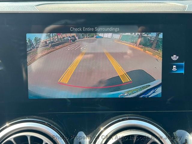2021 Mercedes-Benz GLB 3-RD ROW SEAT! PREMIUM PKG! KEY-LESS GO! PANO ROOF! HTD STEERIG - 23089176 - 50