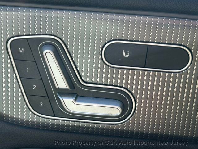 2021 Mercedes-Benz GLB 3-RD ROW SEAT! PREMIUM PKG! KEY-LESS GO! PANO ROOF! HTD STEERIG - 23089176 - 52
