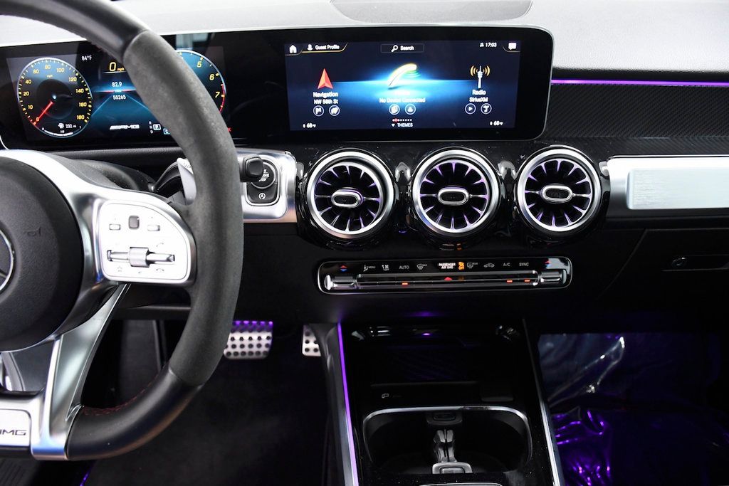 2021 Mercedes-Benz GLB AMG GLB 35 4MATIC SUV - 22822066 - 23