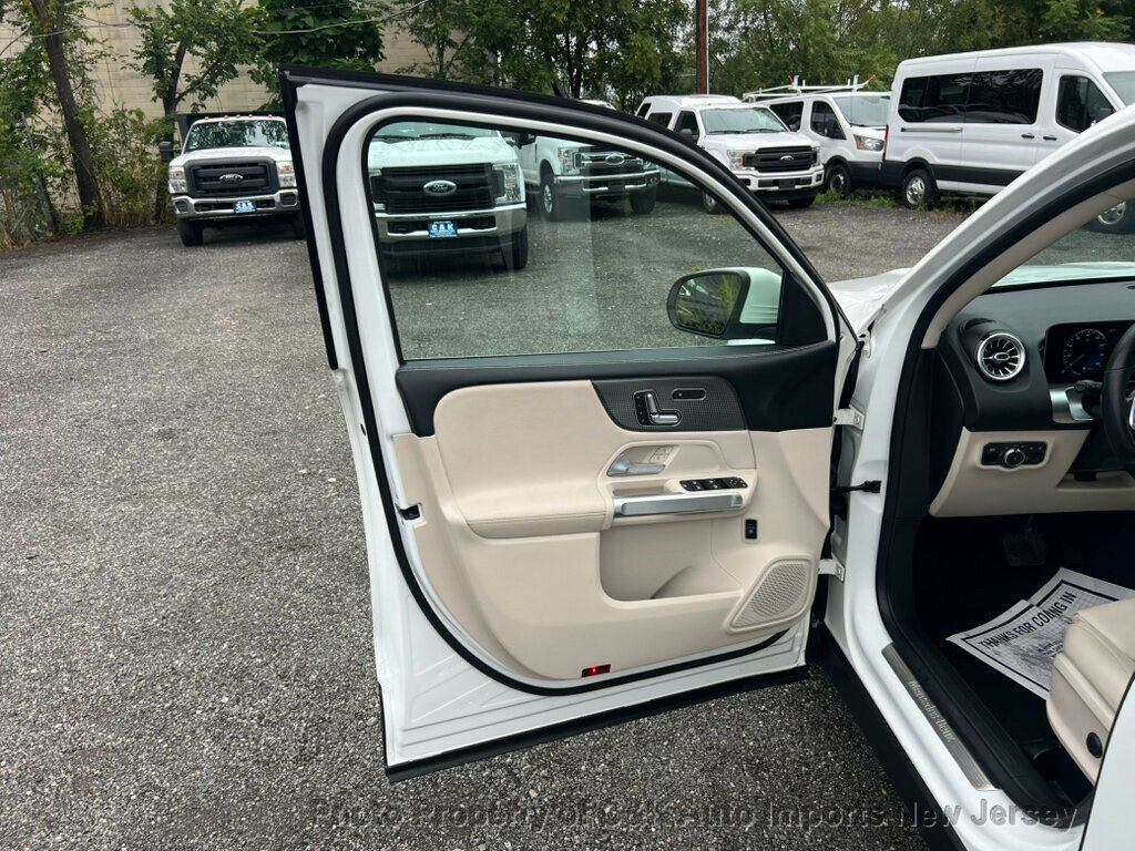 2021 Mercedes Benz GLB 250 4MATIC photo 11