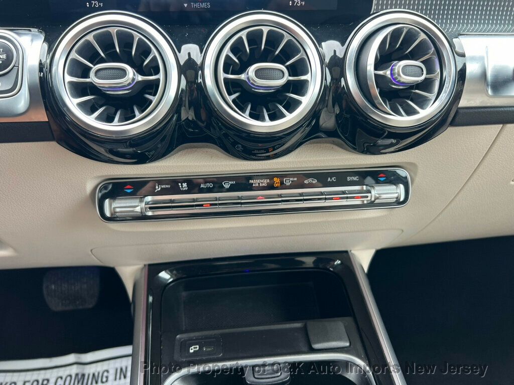 2021 Mercedes Benz GLB 250 4MATIC photo 23